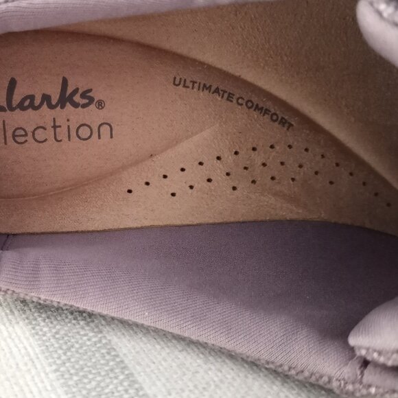 'CLARKS' NWT Canvas Lace up Sneaker - Picture 13 of 16